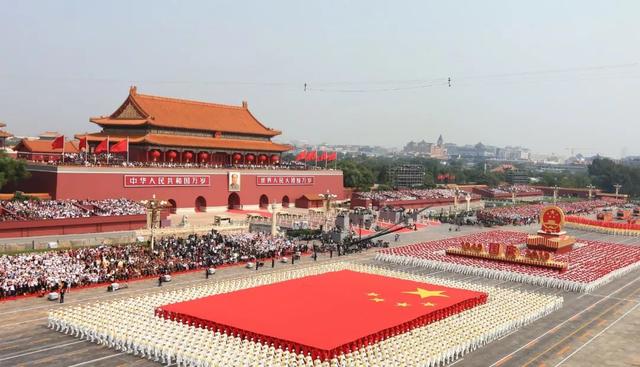 2019年，令凯发k8国际自豪的一件事——效劳国庆70周年大阅兵及联欢运动